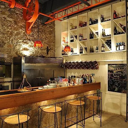 Anemos Lounge Hotel 4*