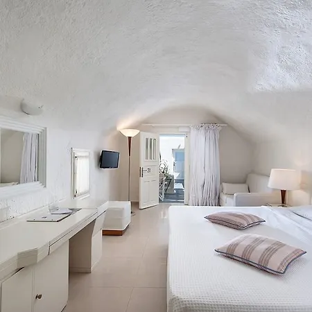 Anemos Lounge Hotel